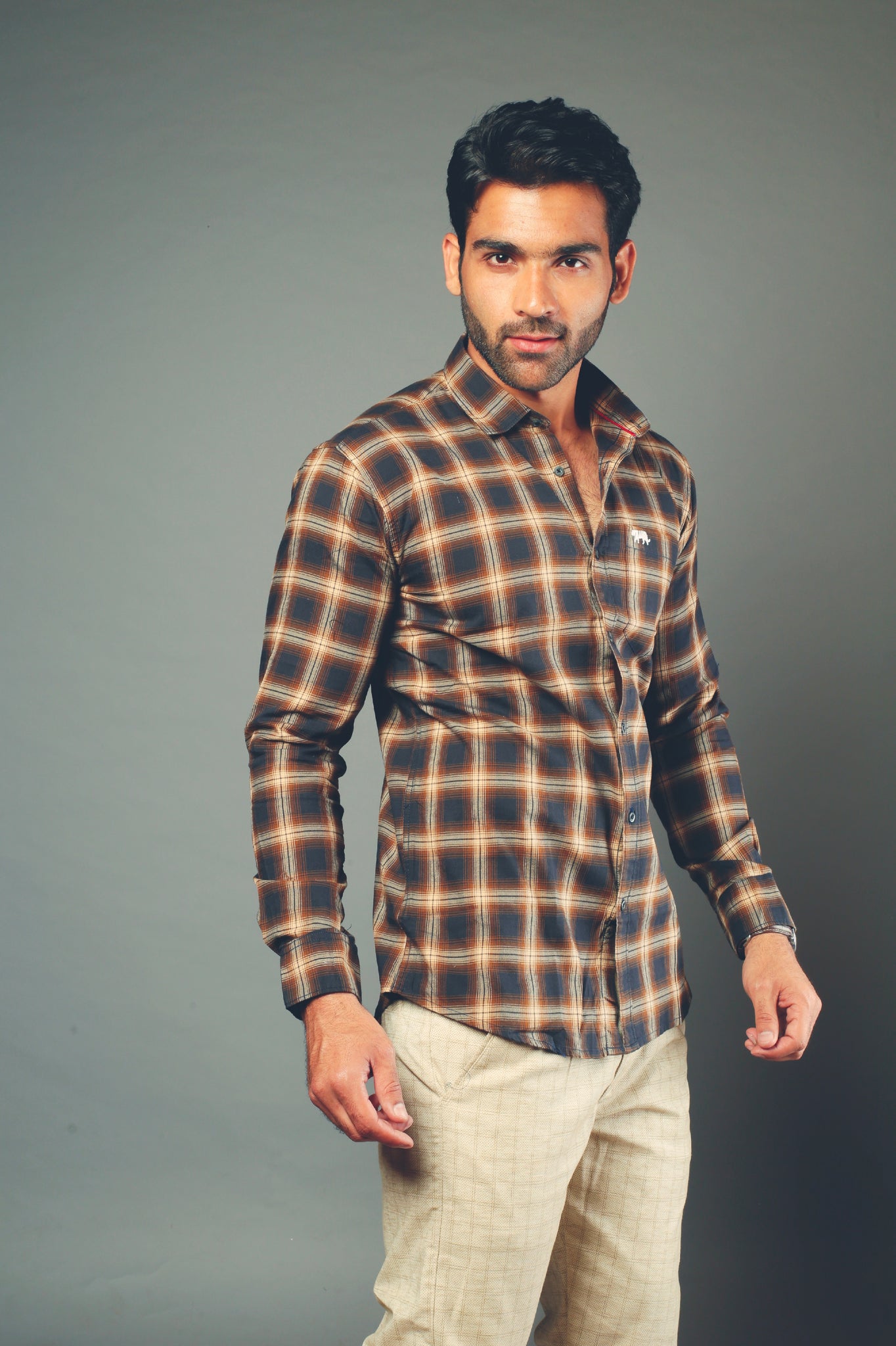 Men Brown Checks Slim Fit Casual Shirt