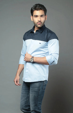 Men Blue & Navy Blue Color Blocked Slim Fit Casual Shirt