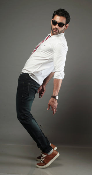 Men Solid White color with lace strip Slim Fit Casual Shirt