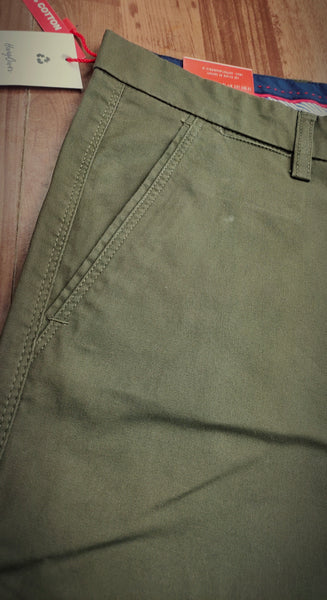 Mens Bottle Green Solid Color Chinos