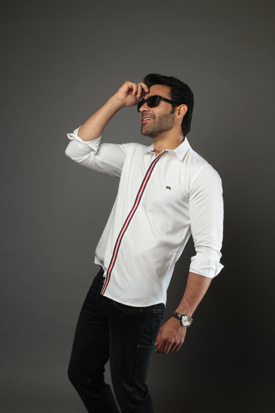 Men Solid White color with lace strip Slim Fit Casual Shirt
