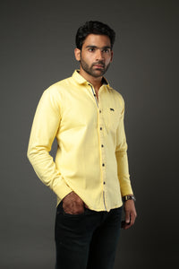 Men Solid Color Yellow Slim Fit Casual Shirt