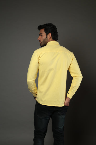 Men Solid Color Yellow Slim Fit Casual Shirt