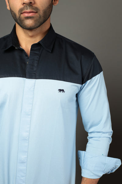 Men Blue & Navy Blue Color Blocked Slim Fit Casual Shirt