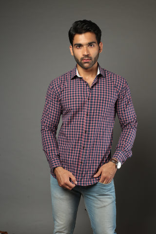 Men Small Checks Slim Fit Casual Shirt