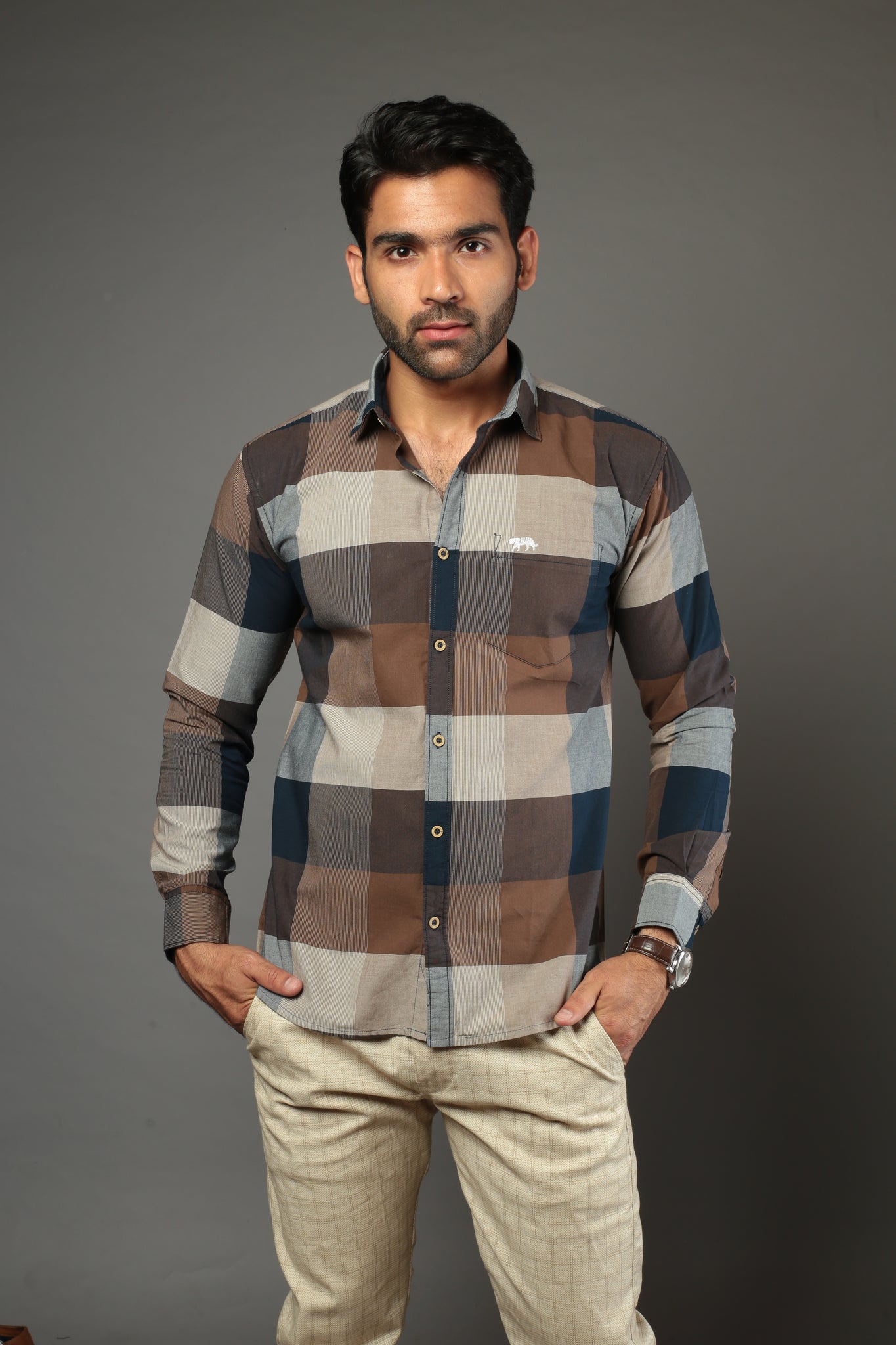 Men Block Checks Slim Fit Casual Shirt